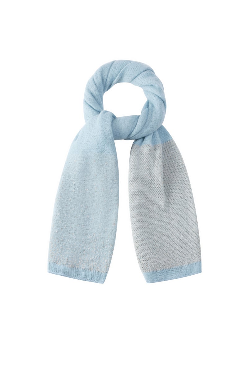 Scarf with stones