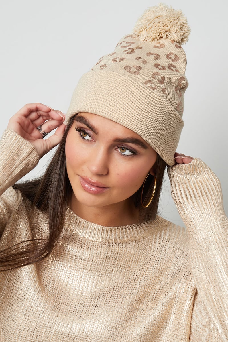 Tiger print pompom hat - beige